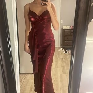 Beautiful vintage wine red formal evening gown dress.